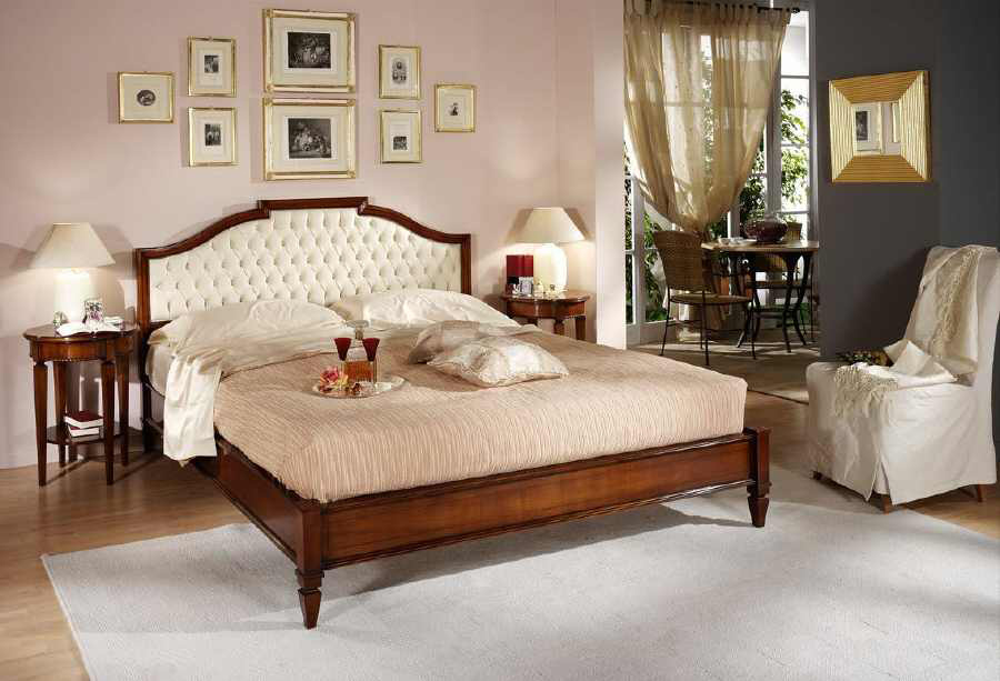 Bed in cherry 785x